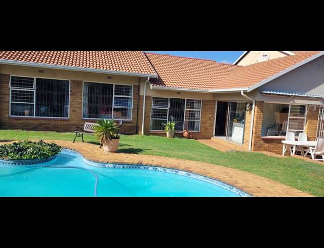 4 BEDROOM HOUSE FOR SALE IN GLENVISTA